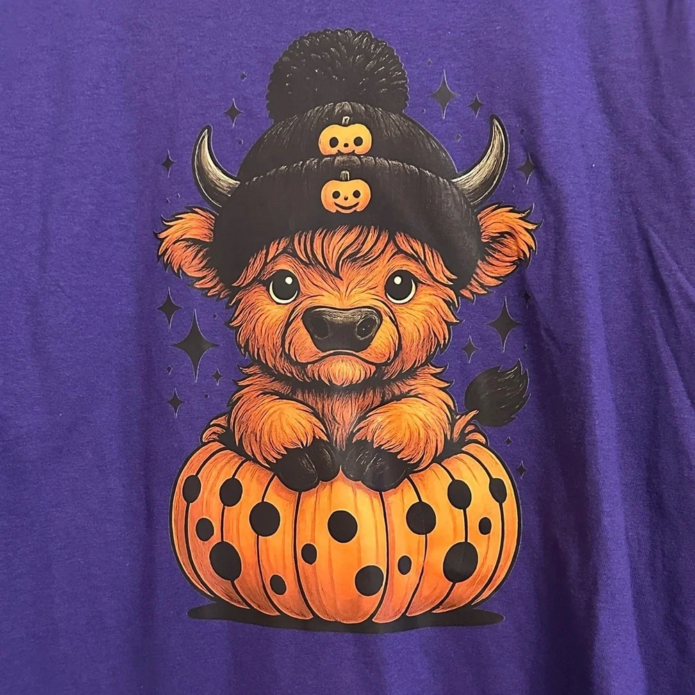 NWOT Purple T-Shirt with Halloween/Fall Highland Cow Design - Picture 3 of 3